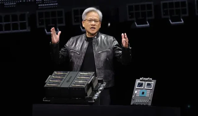 “H100 thật tuyệt vời, nhưng chúng tôi cần GPU lớn hơn”, Giám đốc điều hành Nvidia Jensen Huang phát biểu.