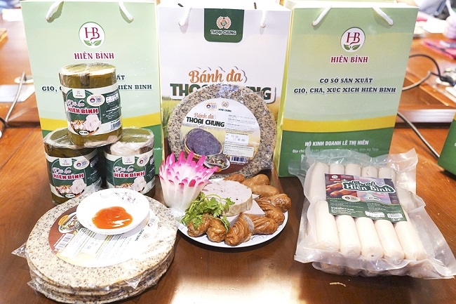 3 sản phẩm bánh đa Thoại Chung, xúc xích Hiên Bình và giò Hiên Bình đều đạt tiêu chuẩn OCOP 3 sao.