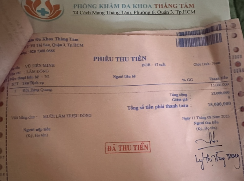 Phòng khám Đa khoa Tháng Tám thu phí dịch vụ rửa Bàng Quang là 15.000.000 đồng