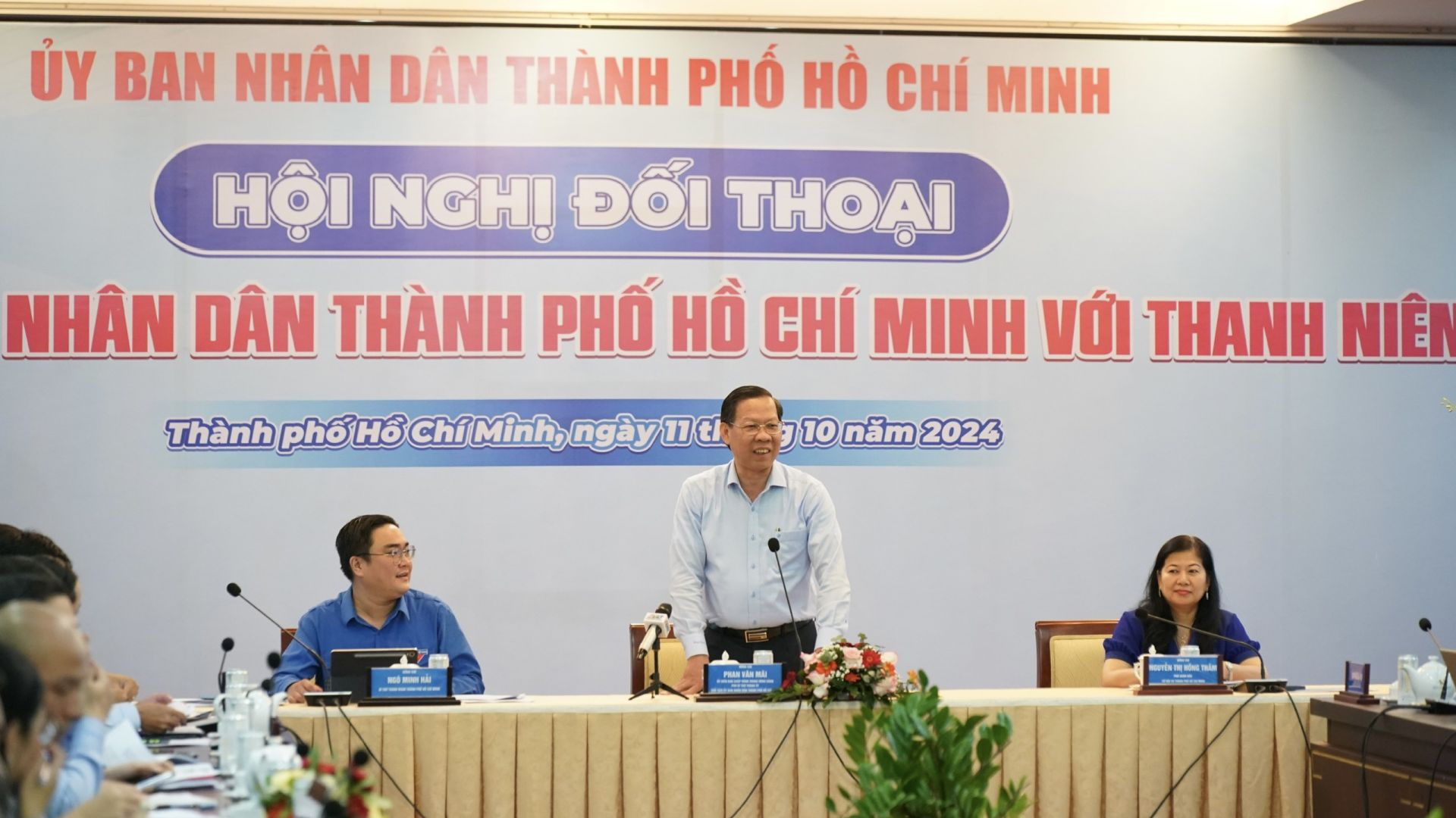 Chủ tịch UBND TP. Hồ Chí Minh Phan Văn Mãi đối thoại với thanh niên