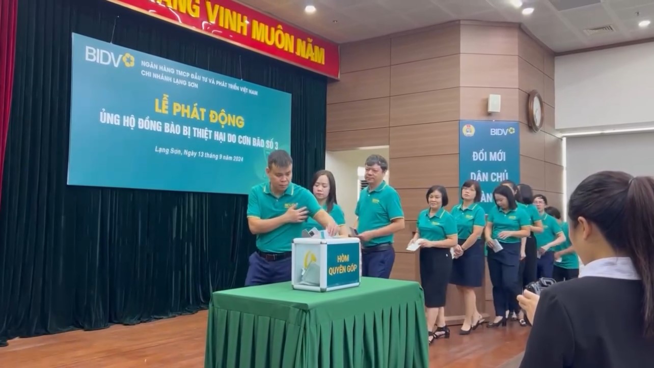 Lãnh đạo, cán bộ, nhân viên BIDV Lạng Sơn