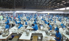Lý do, nhiều doanh nghiệp dệt may quốc tế mở rộng sang Việt Nam