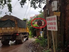 Bắc Giang: “Phớt lờ” biển cấm, xe quá khổ quá tải vẫn ngang nhiên hoành hành Bắc Giang: “Phớt lờ” biển cấm, xe quá khổ quá tải vẫn ngang nhiên hoành hành