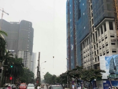 Cần cẩu trực tháp dự án Thiên niên kỷ “lòng thòng” giữa đường: Lại điệp khúc “rút kinh nghiệm” Cần cẩu trực tháp dự án Thiên niên kỷ “lòng thòng” giữa đường: Lại điệp khúc “rút kinh nghiệm”