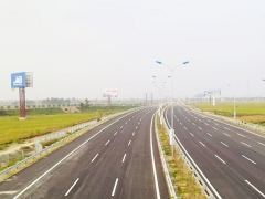 Chi hơn 2.000 tỷ đồng giải phóng mặt bằng dự án đường cao tốc Bắc - Nam qua Nghệ An Chi hơn 2.000 tỷ đồng giải phóng mặt bằng dự án đường cao tốc Bắc - Nam qua Nghệ An