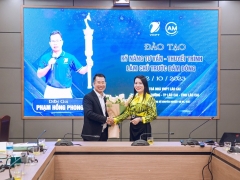 Diễn giả Phạm Hồng Phong bồi dưỡng kỹ năng cho cán bộ VNPT Lào Cai