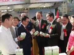 Trưng bày các sản phẩm tiêu biểu Italia - Thanh Hóa, triển lãm ảnh và công bố lịch chiếu phim Italia