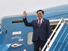 Chủ tịch Quốc hội về tới Hà Nội, kết thúc chuyến thăm Lào và Thái Lan