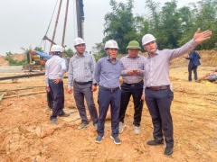 Đôn đốc nhà thầu đẩy nhanh tiến độ thi công dự án đường dây 500kV Quỳnh Lưu – Thanh Hoá và TBA 500kV Thanh Hoá.