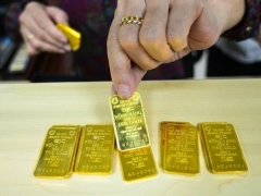 Giá vàng hôm nay 11/5: Neo cao trên 92,4 triệu đồng/lượng