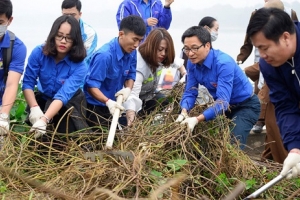 Phó thủ tướng Vũ Đức Đam tham gia chương trình “Tử tế với môi trường”
