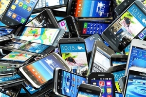 Sôi động thị trường smartphone đã qua sử dụng
