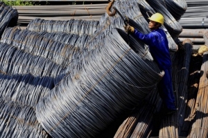 Thép Trung Quốc tràn vào thị trường và nỗi lo