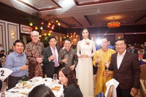 Hoa khôi Diệu Ngọc về Đà Nẵng đón năm mới