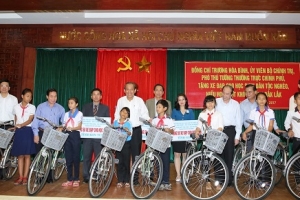 Phó Thủ tướng Trương Hòa Bình làm việc với lãnh đạo chủ chốt tỉnh Đắk Lắk