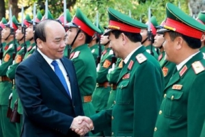 Thủ tướng kiểm tra công tác chiến đấu tại Sư đoàn 312