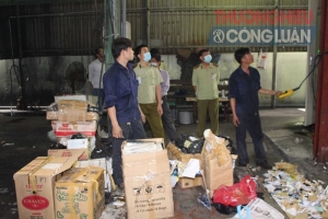 TP. Hồ Chí Minh: Tiêu hủy hơn 1,5 tỷ đồng hàng hóa kém chất lượng