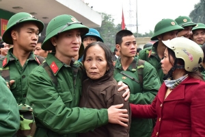 Hơn 1000 thanh niên ưu tú tỉnh Thừa Thiên – Huế lên đường nhập ngũ