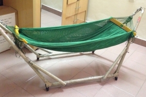 TP. Hồ Chí Minh: Phát hiện cặp vợ chồng làm võng xếp giả số lượng lớn