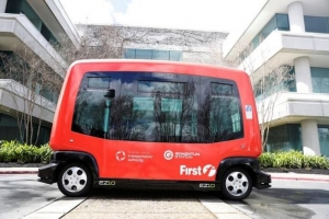 Xuất hiện xe bus hoàn toàn tự lái trên đường phố California
