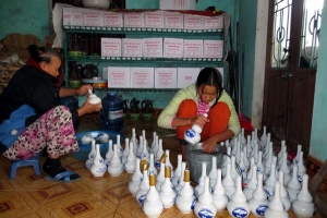 Hà Nội: Phó chủ tịch quận, huyện, thị trực tiếp đi kiểm tra cơ sở SXKD rượu