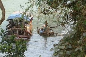 Bắc Quang (Hà Giang): Cát tặc “thách thức” cơ quan chức năng?