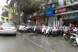 TP. Thanh Hóa: Xử lý lấn chiếm vỉa hè còn thiếu cương quyết