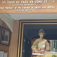 Kỳ cục câu chuyện Nam Phương Hoàng hậu được “phong thần”