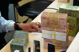 Tiếp tục phấn đấu giảm lãi suất cho vay