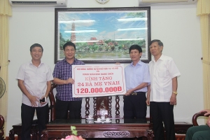Hội đồng hương Hải Hậu tại Hà Nội tổ chức thăm, tặng quà các mẹ Việt Nam Anh hùng