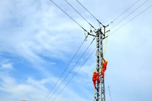 EVN hoàn thành nhiều công trình lưới điện trong 6 tháng đầu năm