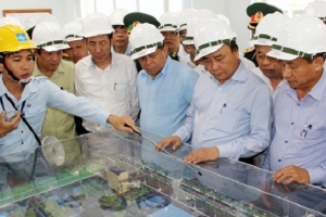 Hà Tĩnh: Thủ tướng Nguyễn Xuân Phúc kiểm tra công tác đảm bảo môi trường tại Formosa