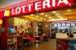 "Hãi hùng" thức ăn nhanh Lotteria "có giòi”?!