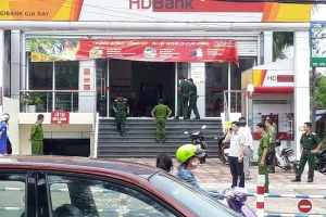 Đồng Nai: Dùng trái nổ tự tạo cướp HDBank