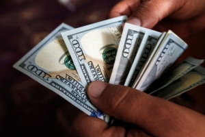 Chịu nhiều áp lực, đồng USD chạm đáy gần 3 năm