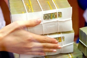 Nộp khoản thu từ cổ phần hóa và bổ sung vốn điều lệ