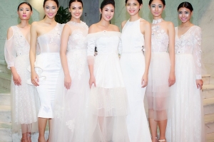 Hồng Quế bế con gái lên sàn catwalk, Ngọc Hân xuất hiện sau tin đồn lập gia đình