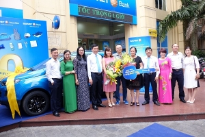 Chương trình “Nắng vàng biển xanh cùng Bảo Việt”: Tri ân khách hàng hơn 10 tỷ đồng