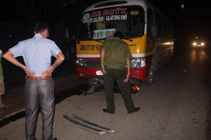 Hà Tĩnh: Xe buýt đâm tử vong một phụ nữ