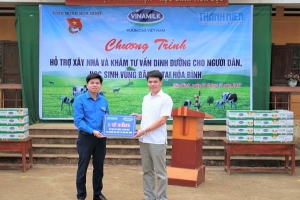 Vinamilk hỗ trợ 3 tỷ đồng cho người dân vùng lũ 3 tỉnh Yên Bái, Hòa Bình và Thanh Hóa