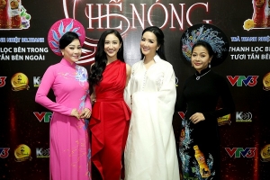 Trần Uyên Phương lần đầu tiên đóng vai “người đẹp ca hát” trong gameshow Quyền lực ghế nóng