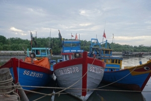 Bộ GTVT yêu cầu các đơn vị lên phương án sẵn sàng ứng phó với diễn biến của bão Tembin