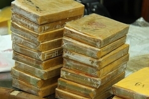 Quảng Ninh: Bắt giữ đối tượng vận chuyển 20 bánh Heroin qua biên giới