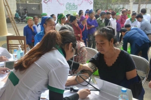 Nghệ An: Đem “Xuân yêu thương” đến người dân vùng cao
