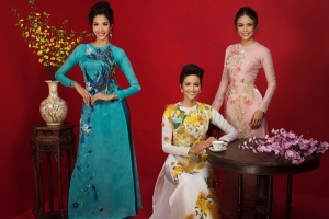 Top 3 Hoa hậu Hoàn vũ Việt Nam 2017 “gợi ý” trang phục áo dài đón Tết