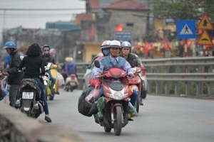 Phó Thủ tướng: Yêu cầu đảm bảo giao thông thông suốt và an toàn cho nhân dân trở về thành phố