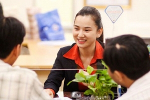 Sau Tết, các ngân hàng ồ ạt tuyển quân
