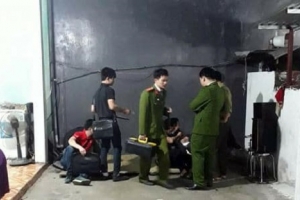 Hà Nội: Đâm chết vợ vì nghi vợ ngoại tình