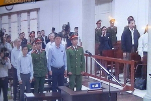 Đề nghị triệu tập một số cơ quan có liên quan để xem xét điều kiện góp vốn , thoái vốn của PVN