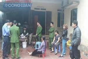 Huyện Mê Linh (Hà Nội): Trưởng công an xã bị tố ngoại tình, bạo hành vợ